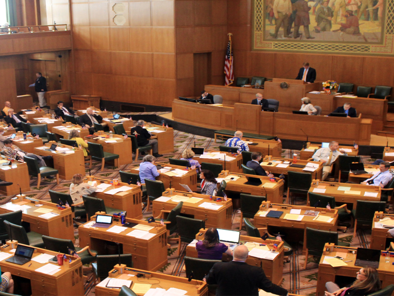 pictured: The Oregon Legislature kicked off with a strong showing for Oregon credit unions (file photo: Oregon Live).
